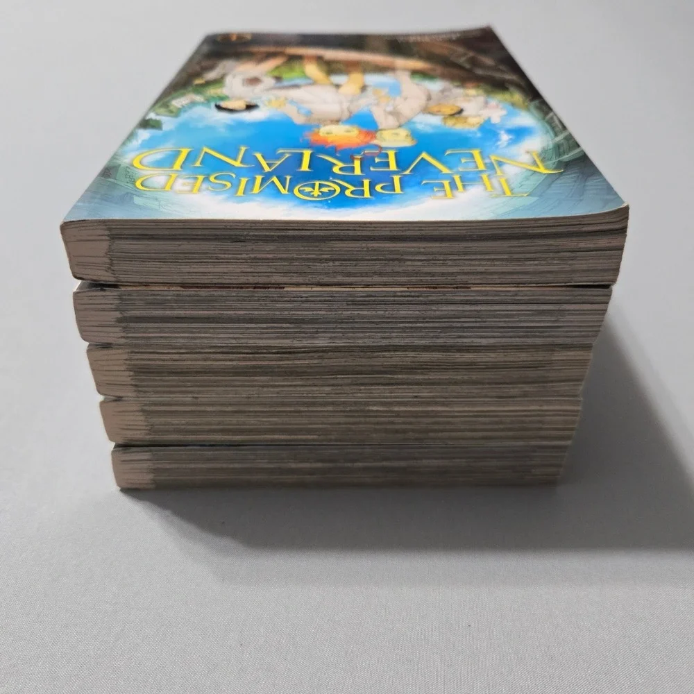 The Promised Neverland Manga Volumes 1-5 Kaiu Shirai Posuka Demizu Viz Media